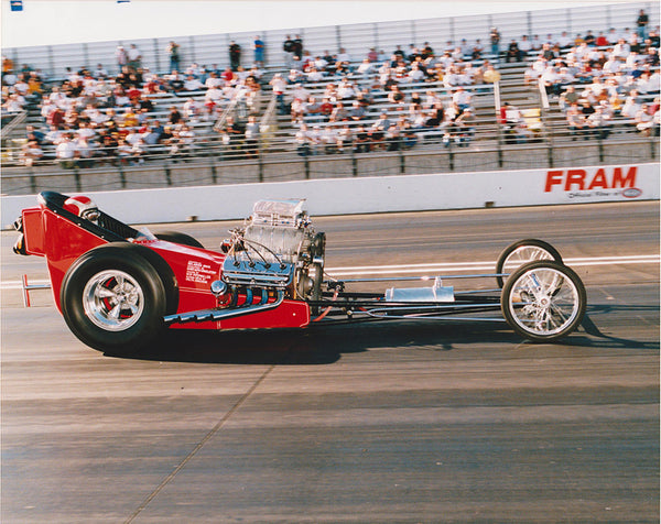 Weekly, Rivero, Fox, Holding Tribute Dragster 8x10 Color Photo